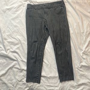 Old Navy Checkered Pixie Ankle Pant